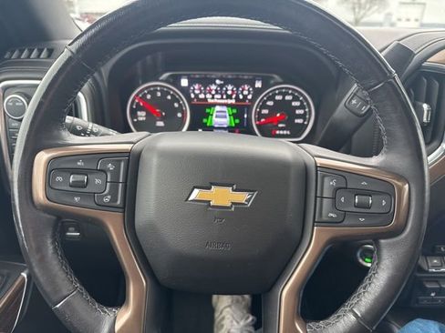 Used 2021 Chevrolet Silverado 1500 High Country w/ Technology Package image 32