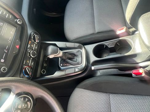 Used 2022 Kia Soul LX w/ Technology Package FWD image 15