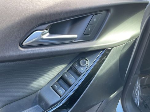 New 2026 Chevrolet Equinox LT FWD image 6