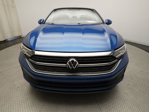 Used 2023 Volkswagen Jetta SE FWD image 11