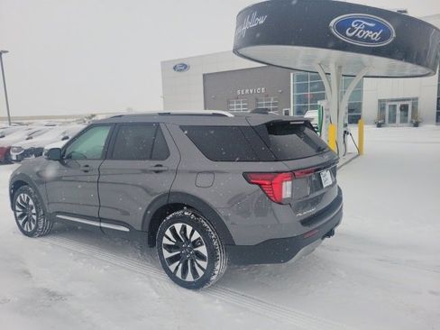 New 2026 Ford Explorer Platinum w/ LUX Leather Package image 3