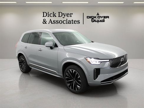 New 2025 Volvo XC90 T8 Plus w/ Protection Package Premier image 1