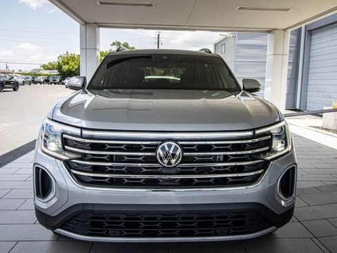 Certified 2024 Volkswagen Atlas SE FWD image 8