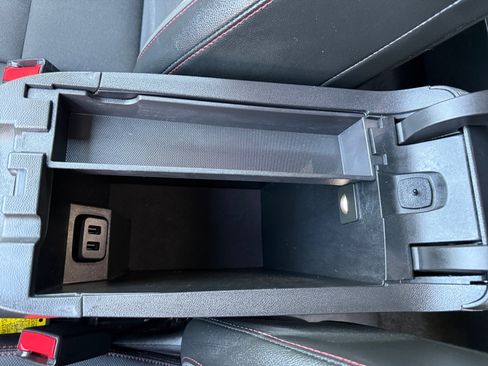 Used 2024 Chevrolet Equinox RS image 15