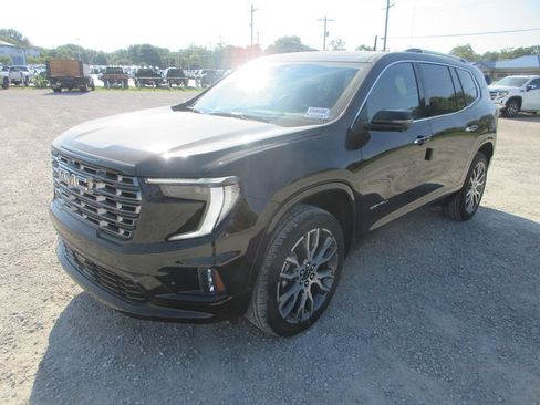 New 2026 GMC Acadia Denali Ultimate FWD image 9
