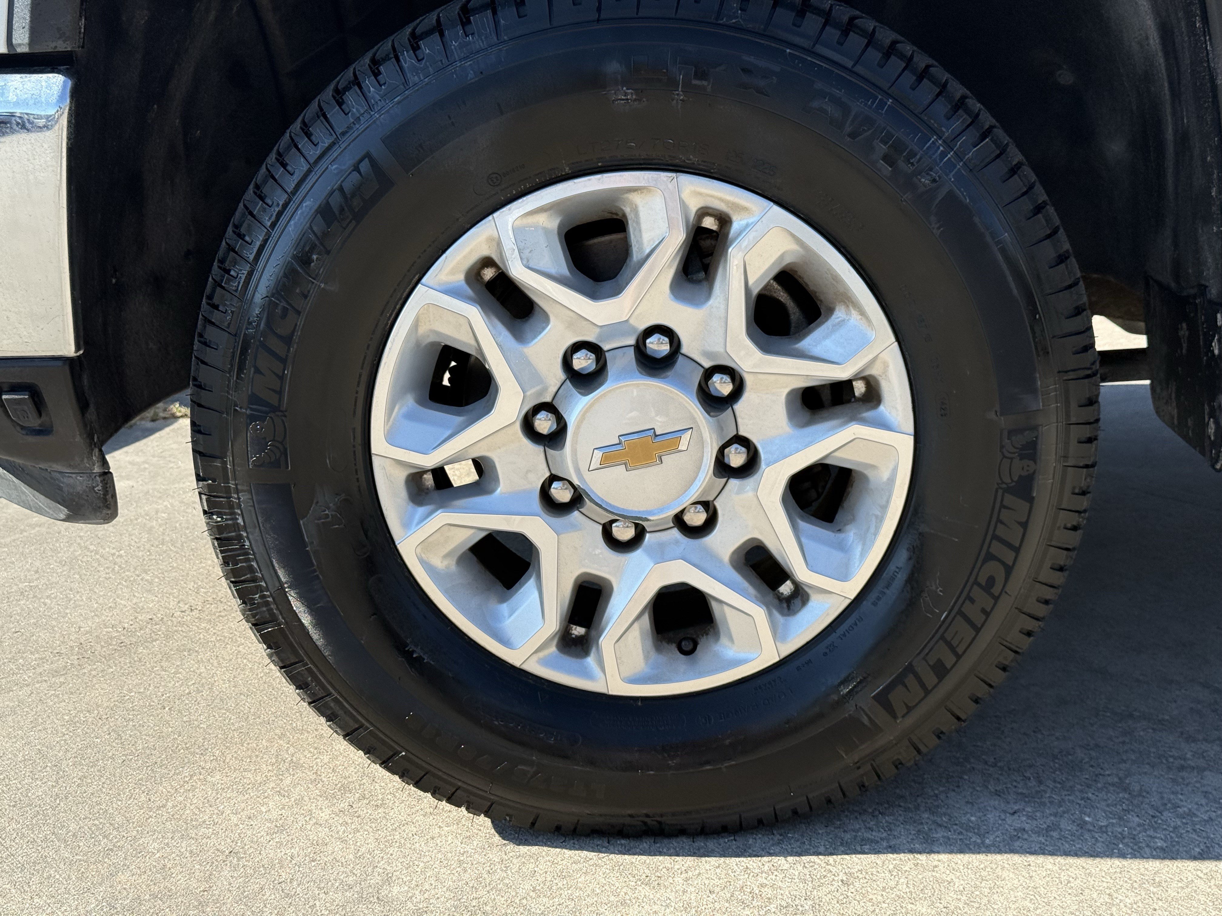Used 2026 Chevrolet Silverado 2500 LTZ AWD/4WD image 12
