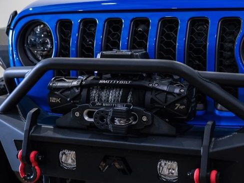 Used 2023 Jeep Gladiator Rubicon w/ LED Lighting Group AWD/4WD image 20
