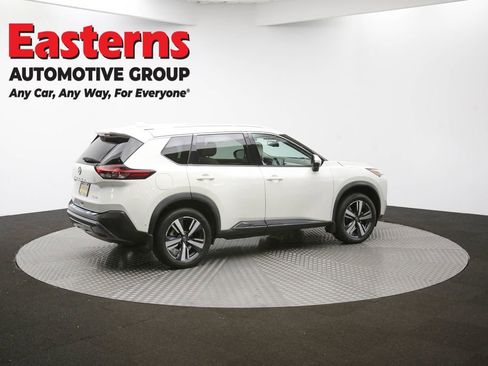 Used 2023 Nissan Rogue SL w/ SL Premium Package image 45