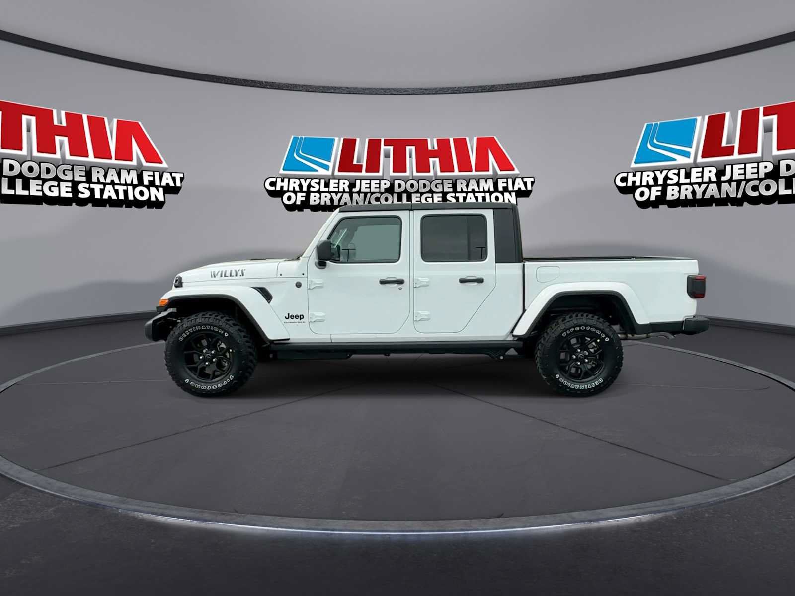 New 2026 Jeep Gladiator Sport AWD/4WD image 5