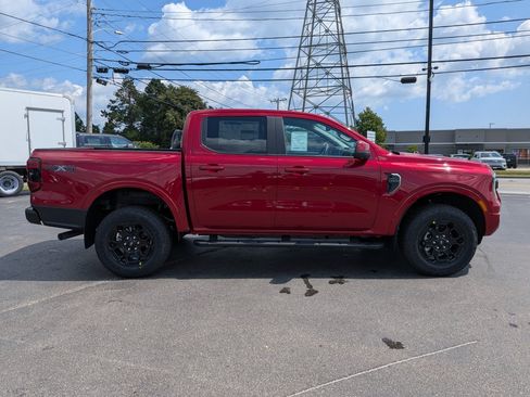 New 2026 Ford Ranger Lariat w/ Black Appearance Package AWD/4WD image 3