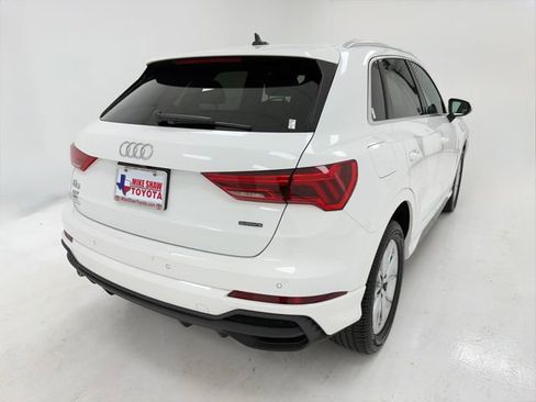 Used 2023 Audi Q3 2.0T Premium AWD/4WD image 40