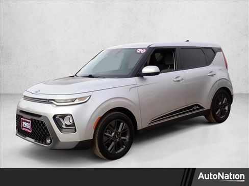 Used 2020 Kia Soul EX image 1