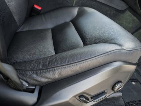 Certified 2022 Volvo XC60 B5 Momentum w/ Climate Package image 30