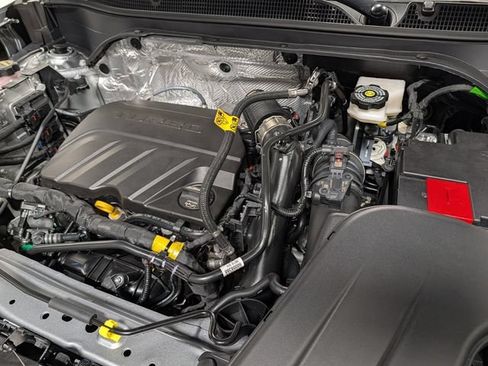 New 2026 Chevrolet Trax RS w/ Sunroof Package FWD image 28