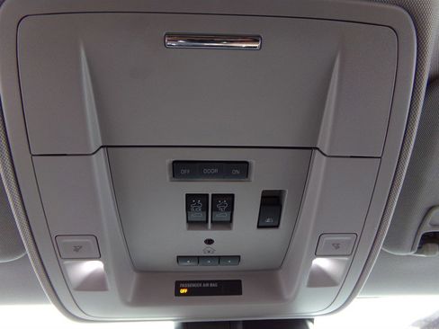 Used 2018 GMC Sierra 1500 SLT image 58