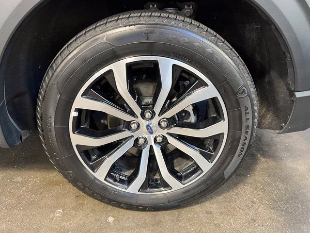 Used 2025 Ford Explorer ST-Line AWD/4WD image 28