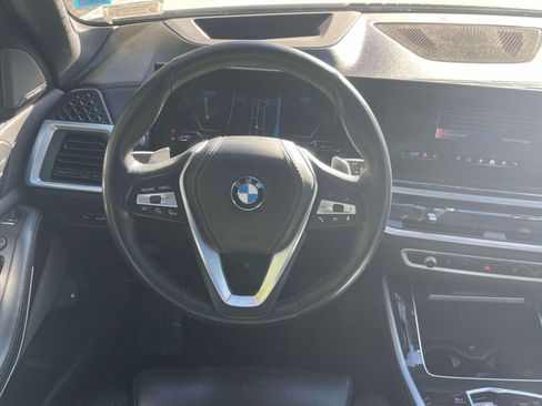 Used 2025 BMW X5 xDrive50e image 14