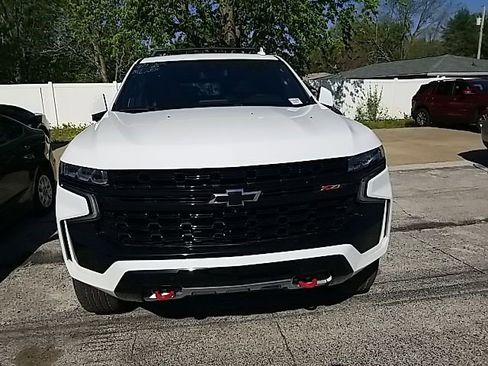 Certified 2023 Chevrolet Tahoe Z71 w/ Luxury Package image 9