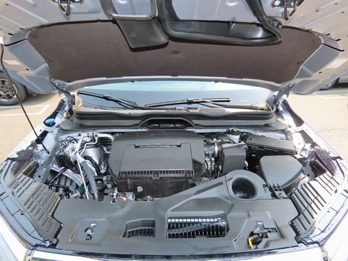 New 2025 Honda Pilot Touring image 10