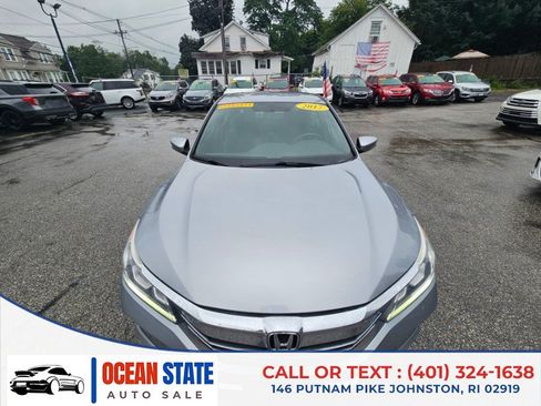 Used 2017 Honda Accord Sport image 8