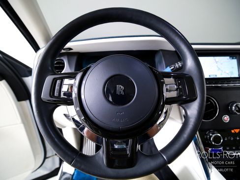 Certified 2023 Rolls-Royce Cullinan w/ Cullinan Package AWD/4WD image 14