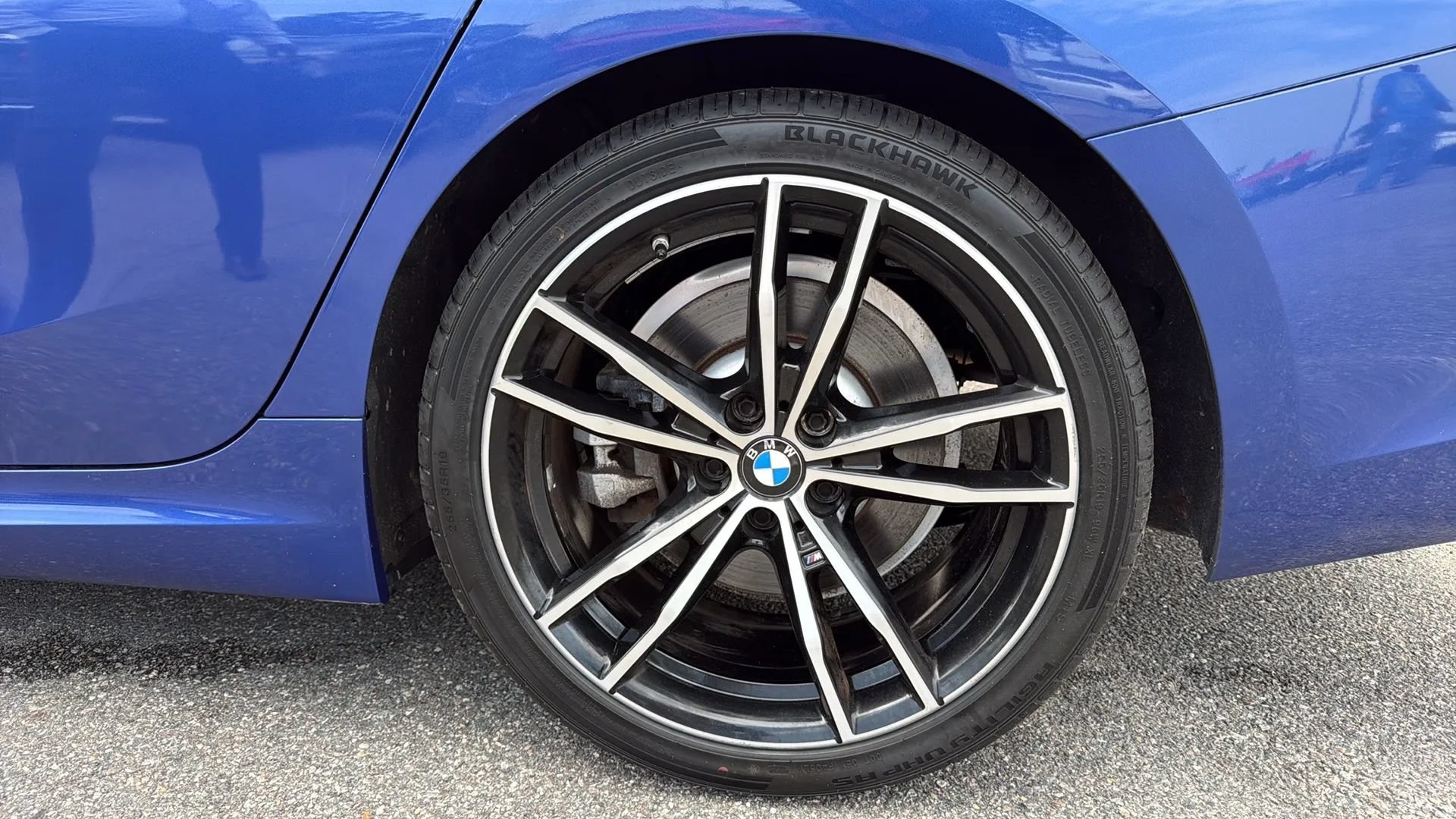 Used 2020 BMW 330i Sedan w/ M Sport Package RWD image 46