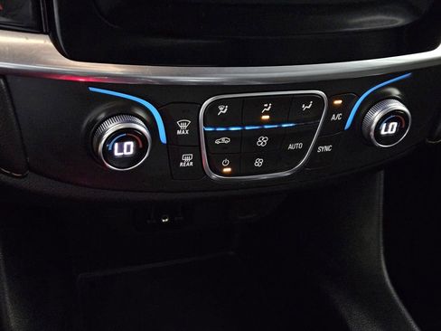 Used 2021 Chevrolet Traverse LS w/ LPO, Floor Liner Package FWD image 14