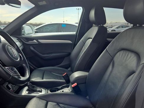 Used 2017 Audi Q3 2.0T Prestige image 7