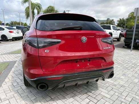 Used 2024 Alfa Romeo Stelvio Veloce AWD/4WD image 9
