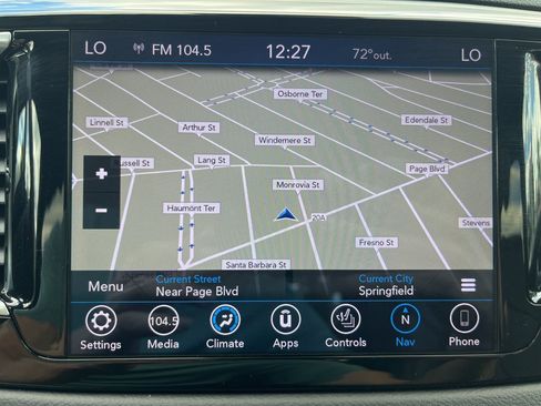 Used 2018 Chrysler Pacifica Touring-L Plus w/ Advanced Safetytec Group FWD image 19