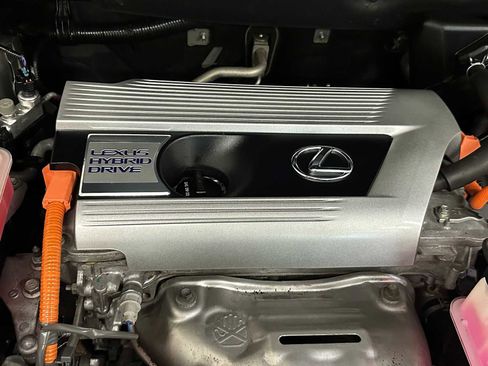 Used 2015 Lexus NX 300h AWD w/ Premium Package image 9