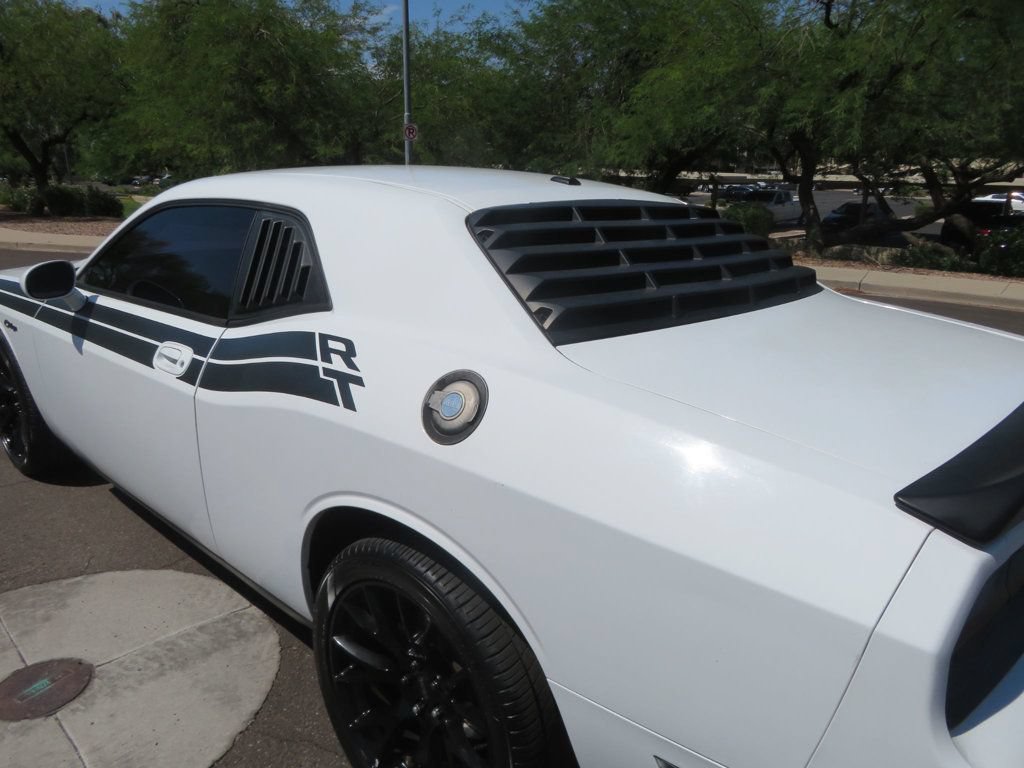 Used 2010 Dodge Challenger R/T RWD image 7