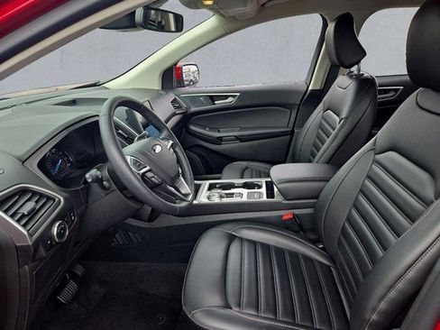 Certified 2024 Ford Edge SEL w/ Convenience Package AWD/4WD image 10