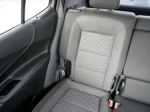 Used 2020 Chevrolet Equinox LT image 12