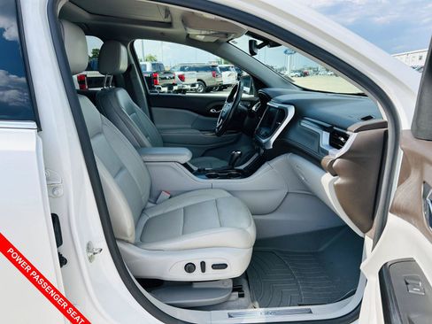 Used 2017 GMC Acadia SLT FWD image 36