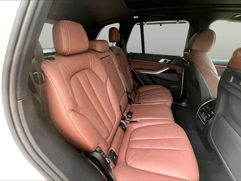 Used 2021 BMW X5 sDrive40i w/ Premium Package RWD image 19
