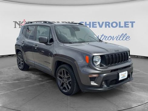 Used 2021 Jeep Renegade Latitude FWD image 1