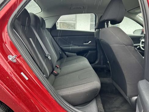 Certified 2023 Hyundai Elantra SEL FWD image 15