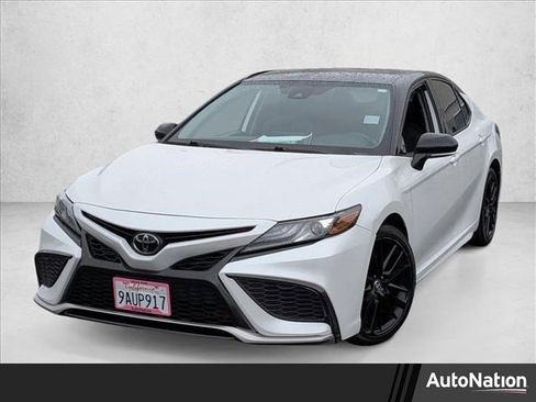 Used 2022 Toyota Camry XSE FWD image 1