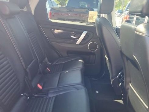 Used 2021 Land Rover Discovery Sport S image 17