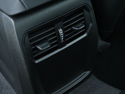 Used 2026 BMW M240i Coupe RWD image 37