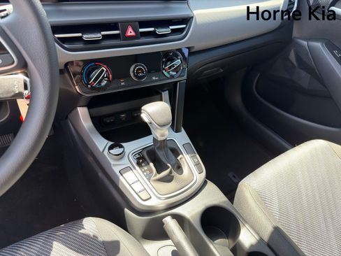 New 2026 Kia Seltos LX FWD image 18