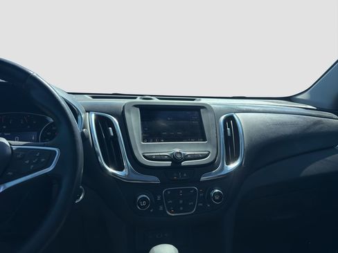 Used 2022 Chevrolet Equinox LT FWD image 29