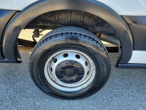 Used 2019 Ford Transit 350 148 High Roof Extended image 9