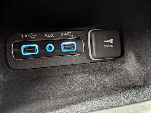 Used 2021 Jeep Grand Cherokee Laredo X image 19