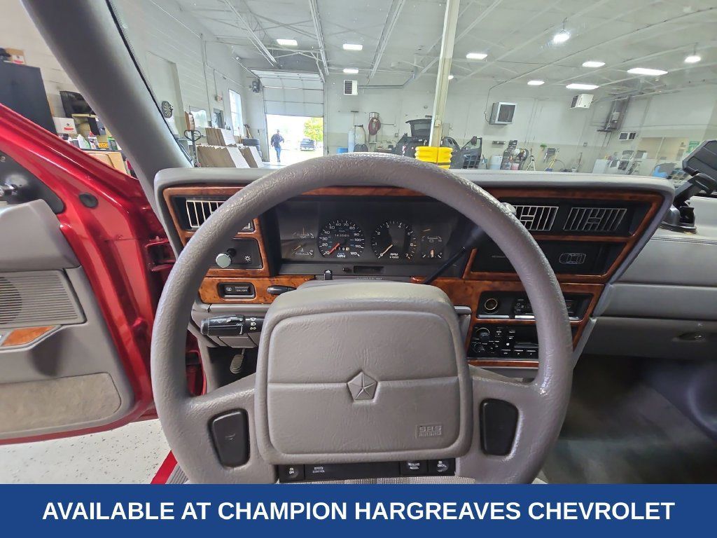 Used 1994 Chrysler LeBaron LE FWD image 14