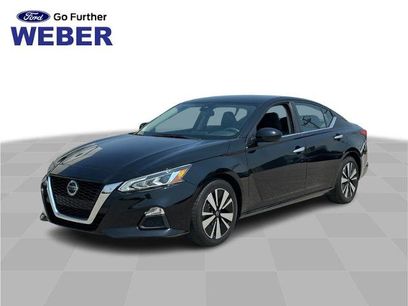 Used 2022 Nissan Altima 2.5 SV