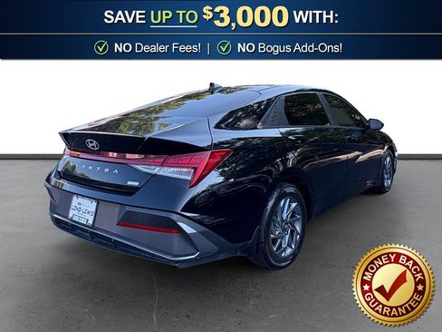 Used 2024 Hyundai Elantra Blue FWD image 7