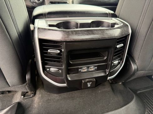 Used 2021 RAM 1500 Big Horn AWD/4WD image 6
