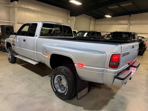Used 2001 Dodge Ram 3500 Truck 4x4 Quad Cab image 2